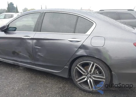 2017 Honda Accord Sport z USA, uszkodzony, nr VIN 1HGCR2F51HA239727